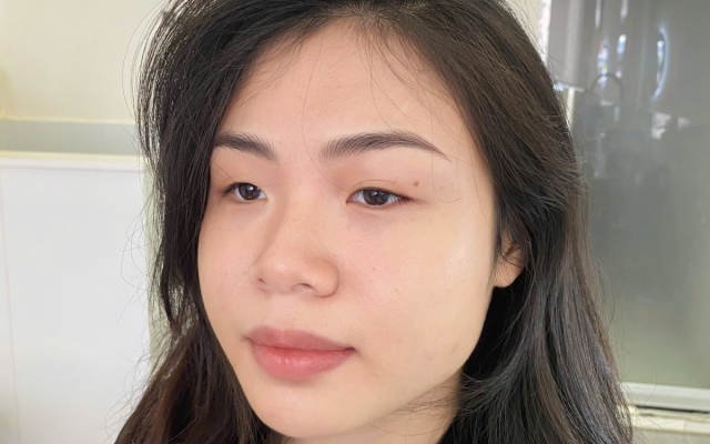 Điêu khắc chân mày 
